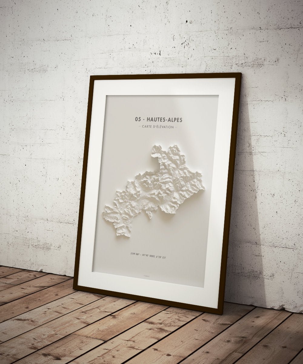 Carte d'élévation Hautes-Alpes encadrée